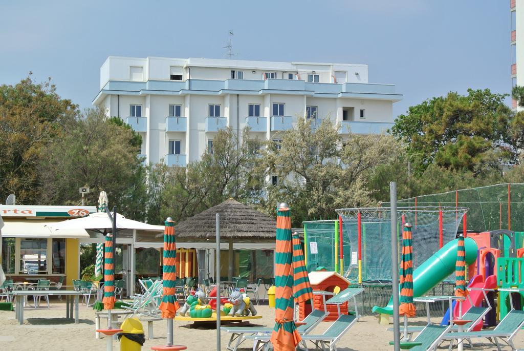 Hotel Mirage Lido di Classe Exterior photo